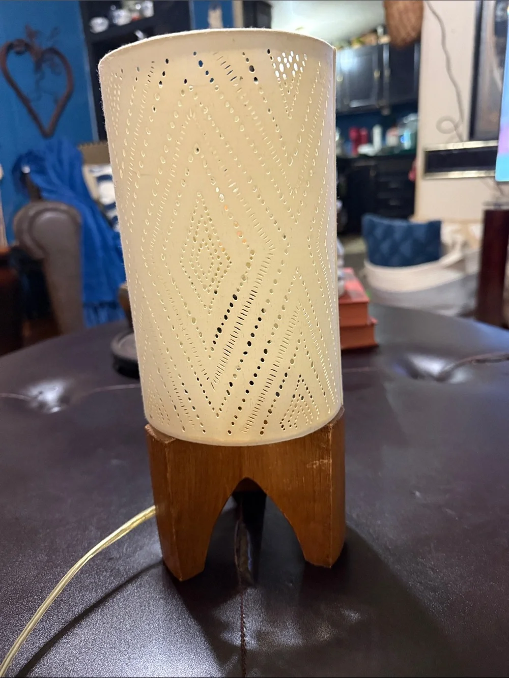 Ceramic Table Lamp with Wood Base - White